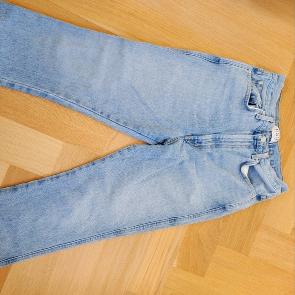 Blue straight jeans